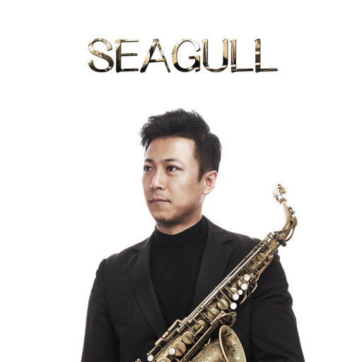 秘书掀起蕾丝裙被打屁股视频
